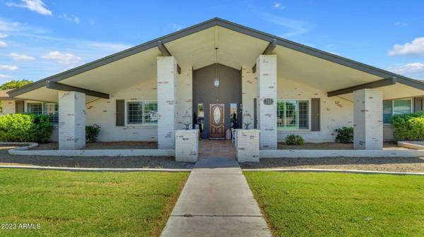 719 E REDFIELD Road, Gilbert, AZ 85234