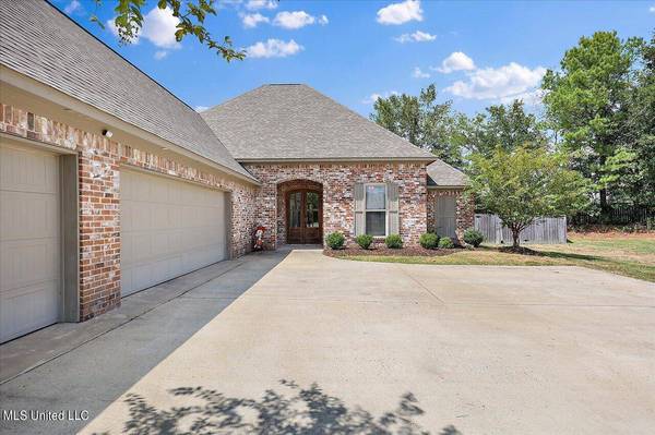 342 Bullock Circle, Richland, MS 39218