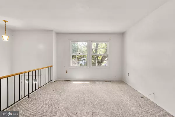 2092 PEAR HILL CT, Crofton, MD 21114