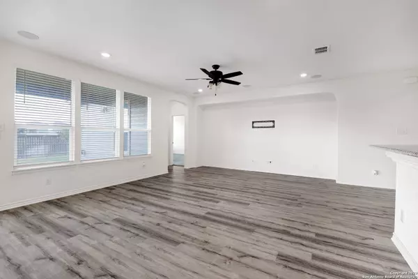 3870 BENTWOOD WAY, New Braunfels, TX 78130-2076