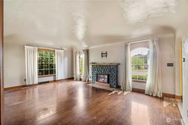 213 S 57th ST, Tacoma, WA 98408