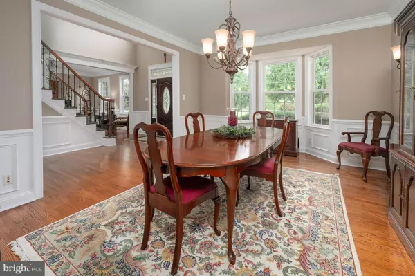 4 HIDDEN LAKE CT, Mount Laurel, NJ 08054