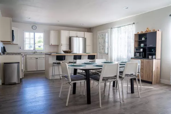 6284 Potomac St, San Diego, CA 92139