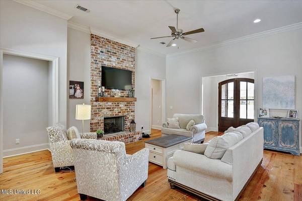 342 Bullock Circle, Richland, MS 39218