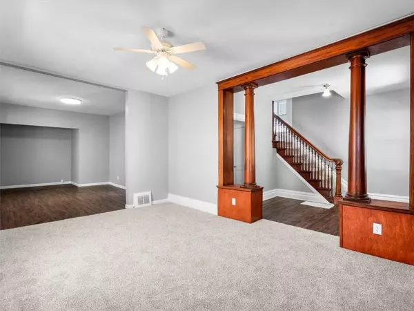 715 2nd Avenue SW, Cedar Rapids, IA 52404