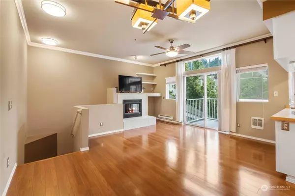 22022 42nd AVE S #202, Kent, WA 98032