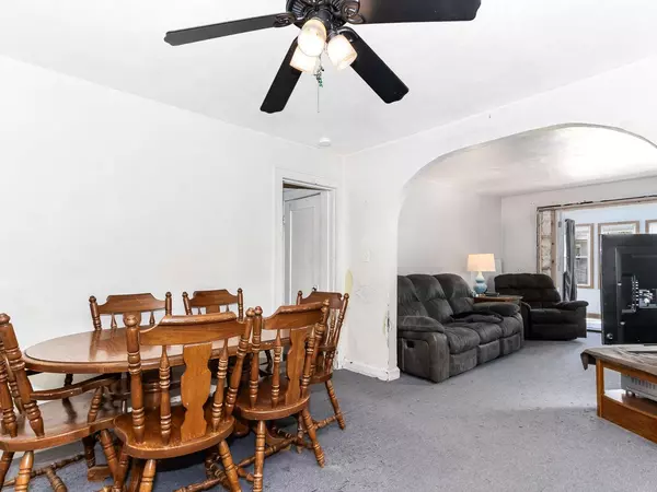 109 N William Street, Joliet, IL 60435