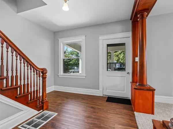 715 2nd Avenue SW, Cedar Rapids, IA 52404