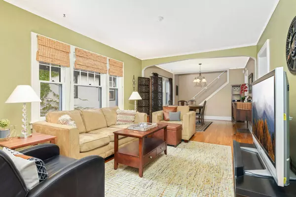 3346 41st AVE S, Minneapolis, MN 55406