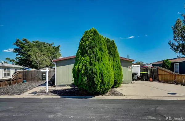 8450 Garfield WAY, Denver, CO 80229