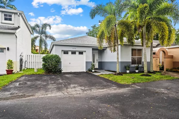 4170 SW 70th TER, Davie, FL 33314