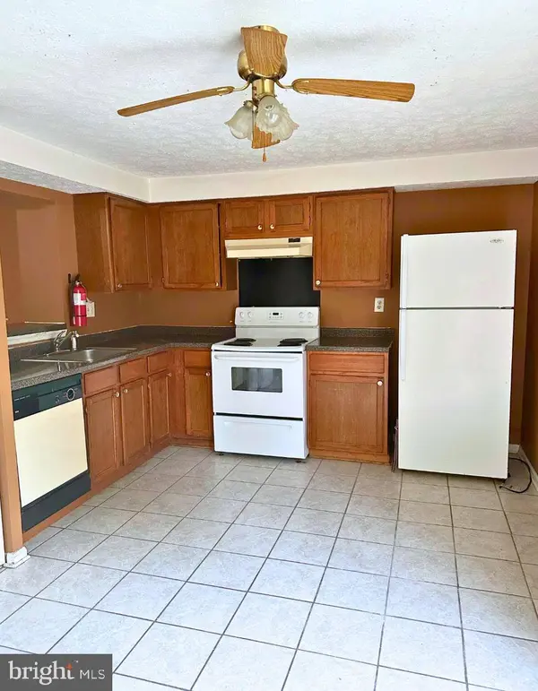 45 VICTORIA MANOR CT, Sicklerville, NJ 08081