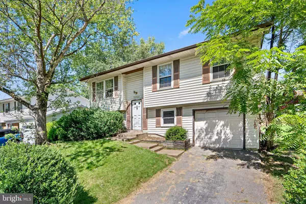 2092 PEAR HILL CT, Crofton, MD 21114