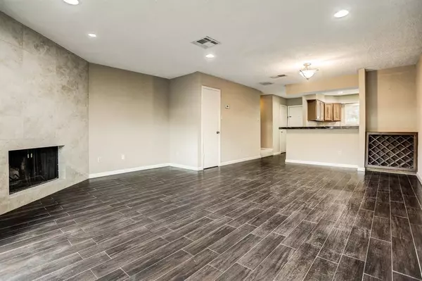 2501 Bering DR #7, Houston, TX 77057