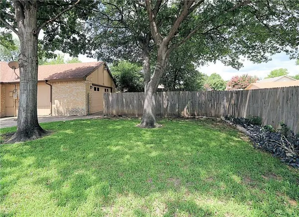 2816 Oxford Lane, Flower Mound, TX 75028