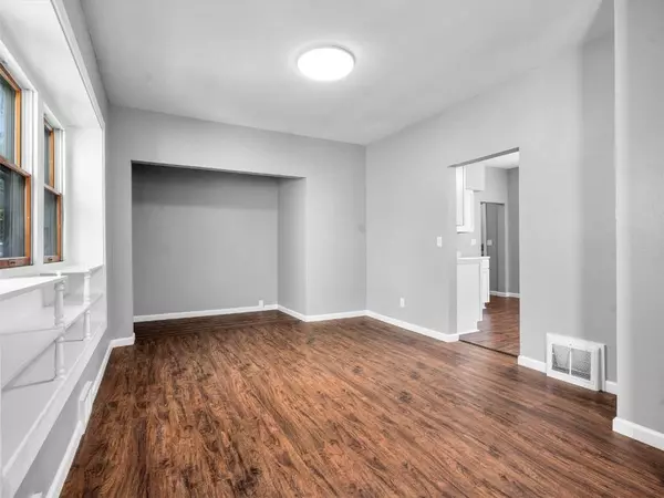 715 2nd Avenue SW, Cedar Rapids, IA 52404