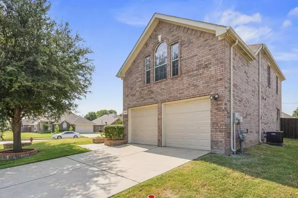 1103 Seider Lane, Grand Prairie, TX 75052