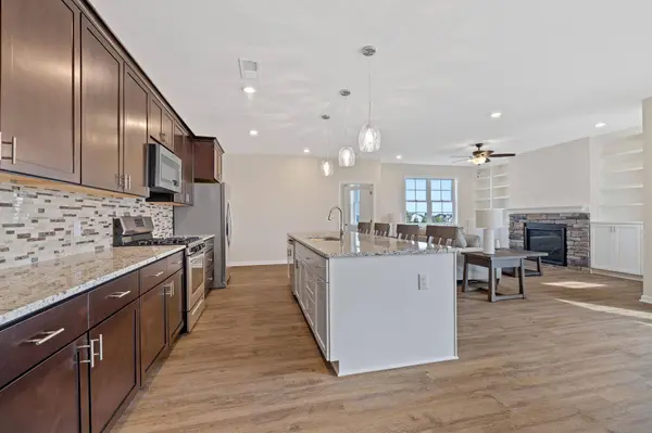 17870 Hamburg AVE, Lakeville, MN 55044