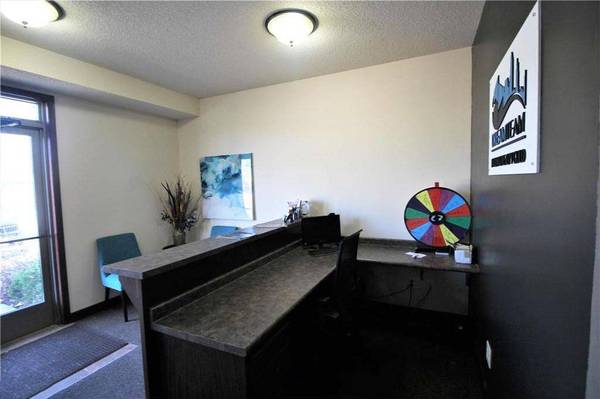 355 Commerce CT, Vadnais Heights, MN 55127