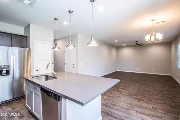 4729 E TREMAINE Avenue, Gilbert, AZ 85234