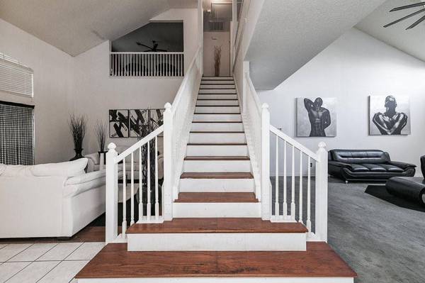 2103 Belton Drive, Arlington, TX 76018