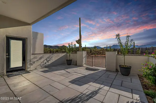 2565 N Lloyd Bush Drive, Tucson, AZ 85745