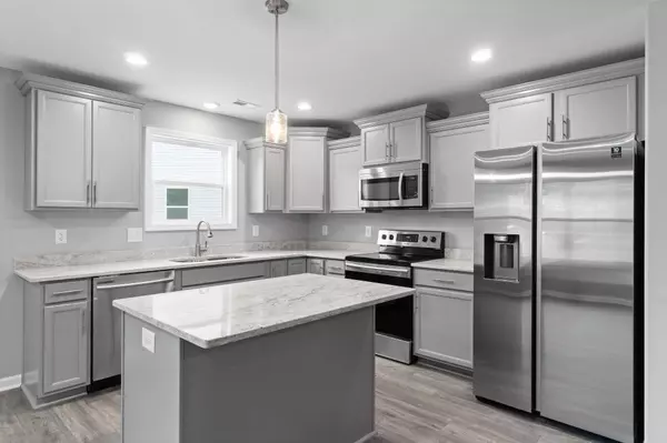 355 Pinkston Ct, Clarksville, TN 37040