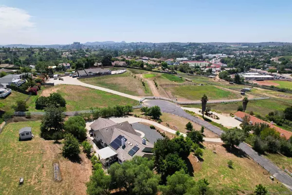 2234 Creekview Ln, Fallbrook, CA 92028