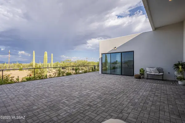 2565 N Lloyd Bush Drive, Tucson, AZ 85745