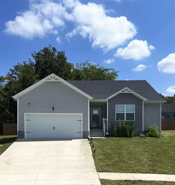 355 Pinkston Ct, Clarksville, TN 37040