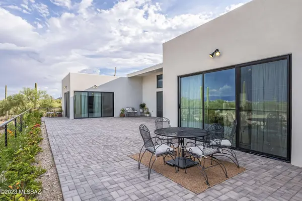 2565 N Lloyd Bush Drive, Tucson, AZ 85745