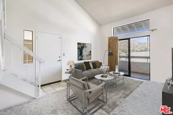 28011 Tiffany Ln #324, Santa Clarita, CA 91387