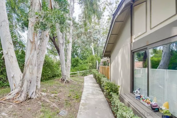 5405 Escarchosa Ln, San Diego, CA 92124