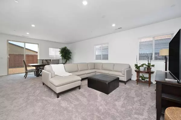 2017 Nokota WAY, Roseville, CA 95747