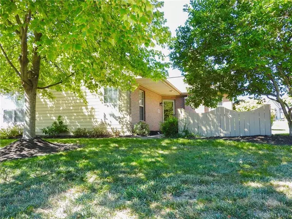 52 Villa Pointe Drive, Springboro, OH 45066