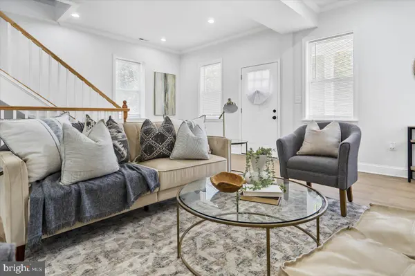 1002 GLENWOOD AVE, Baltimore, MD 21212