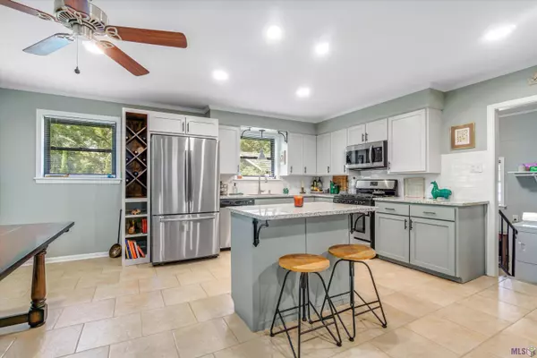 4616 COBB ST, Zachary, LA 70791