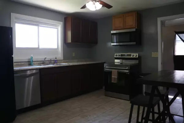 2 Ridge View Avenue, Florence, KY 41042