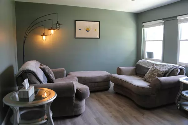 2 Ridge View Avenue, Florence, KY 41042