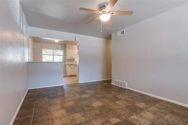 1516 MCGREGOR Drive, Midwest City, OK 73110