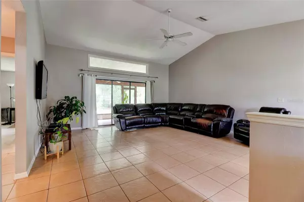 118 SEA HAWK DR, Daytona Beach, FL 32119