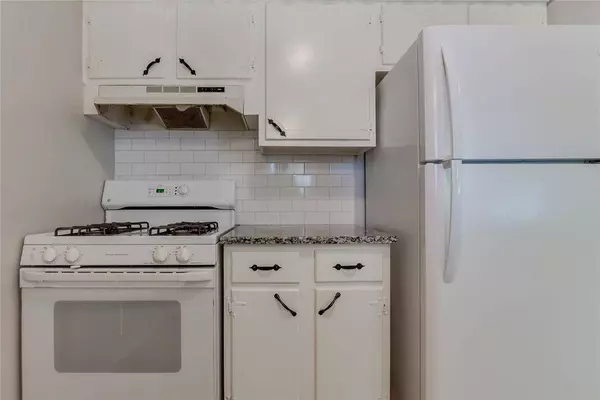 1516 MCGREGOR Drive, Midwest City, OK 73110