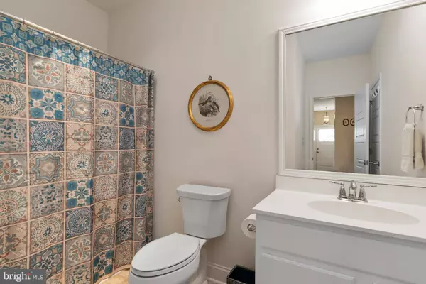 6120 RIVENDALE CT, Mechanicsburg, PA 17050