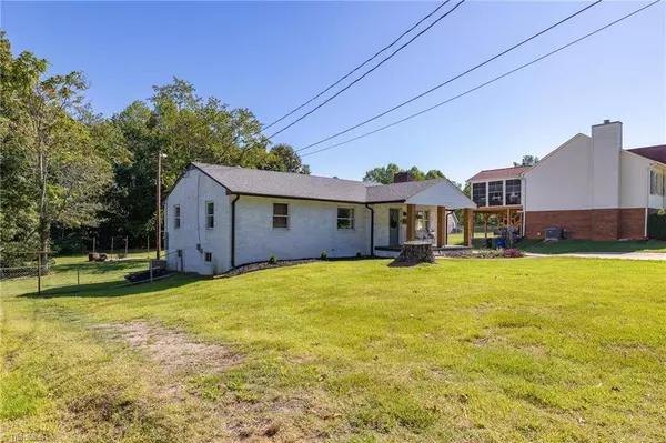 2617 Reynolds Park RD, Winston Salem, NC 27107