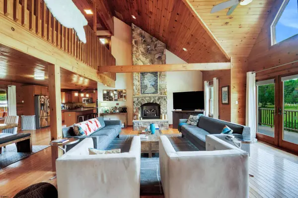 97 Carlisle Place Road, Leesburg, NJ 08327