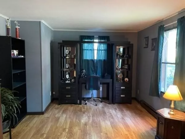 9 Jeri, Athol, MA 01331