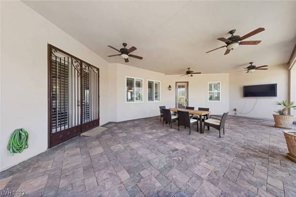 7687 W Pebble Road, Las Vegas, NV 89113