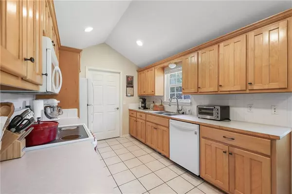 519 S 15th Street, Rogers, AR 72758