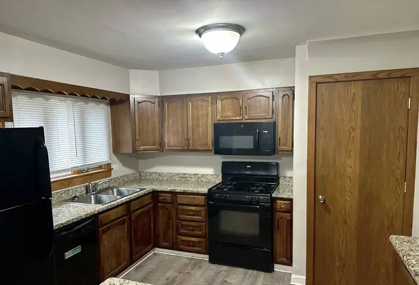 18453 Clyde Road, Homewood, IL 60430