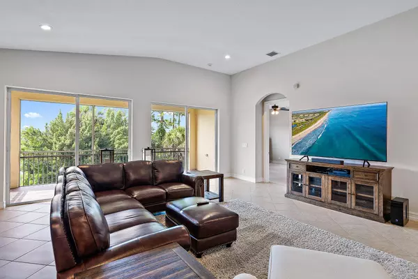 10370 Orchid Reserve DR, West Palm Beach, FL 33412